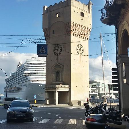 Piazzetta Dei Consoli Apartment Savona Bagian luar foto